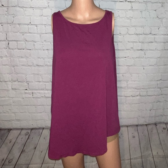 Under Armour Tops - Under Armour Dark Purple tank top size M